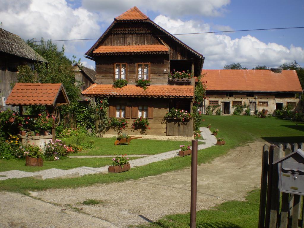 Apartments Iza Na Trem Čigoč المظهر الخارجي الصورة
